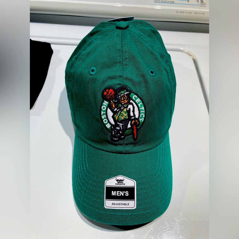 NWT!!  Boston Celtics hat 🍀🏀💚